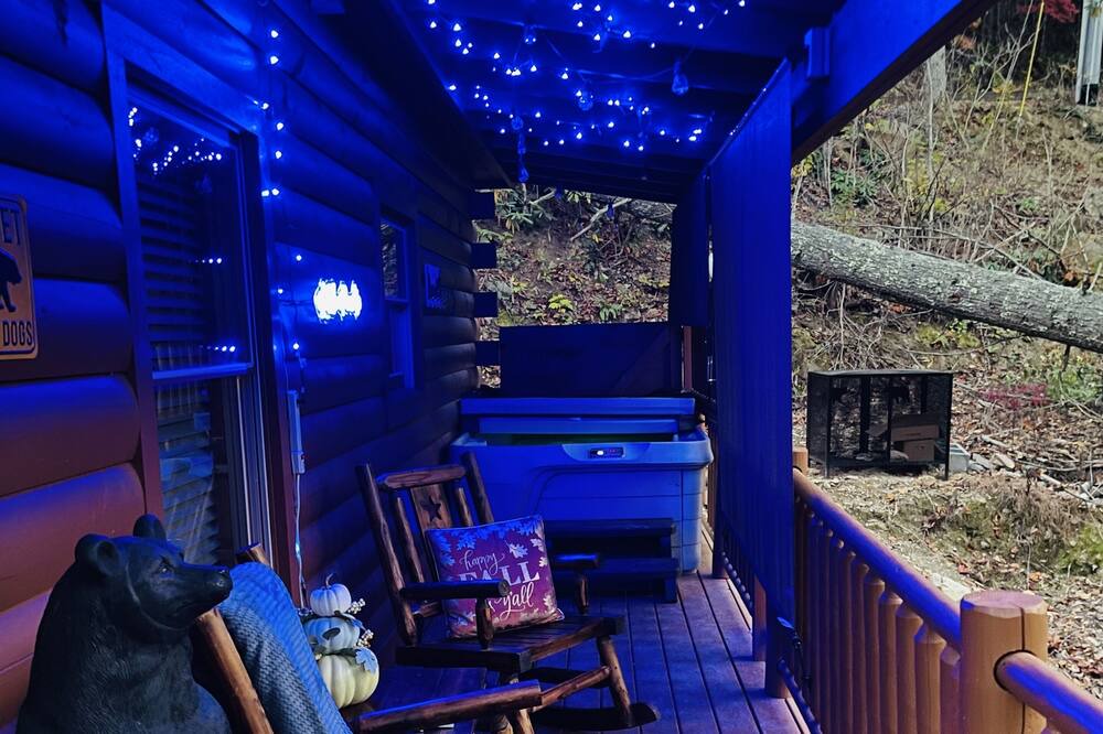 Photo of Outdoor in Gatlinburg - Pigeon Forge
