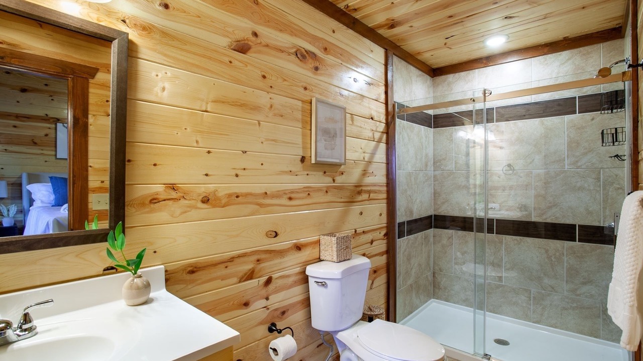 Photo of Bathroom in Chalet Village North