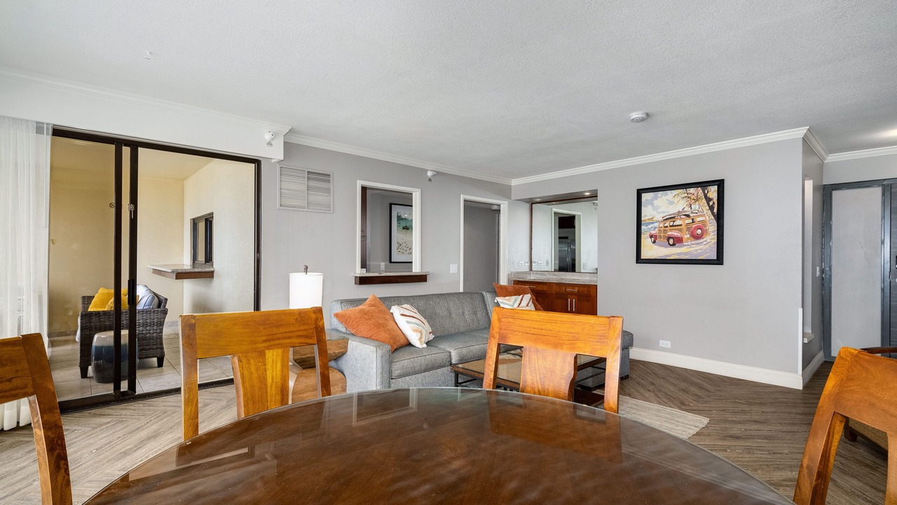 Photo of Livingroom in Diamond Head - Kapahulu - St. Louis