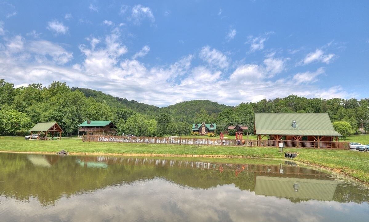 Photo of Outdoor in Wears Valley