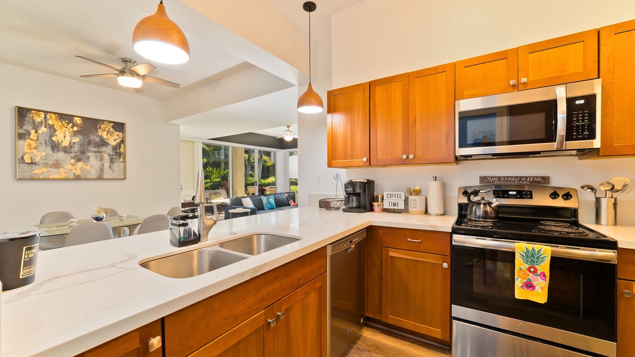 Photo of Kitchen in Waikoloa