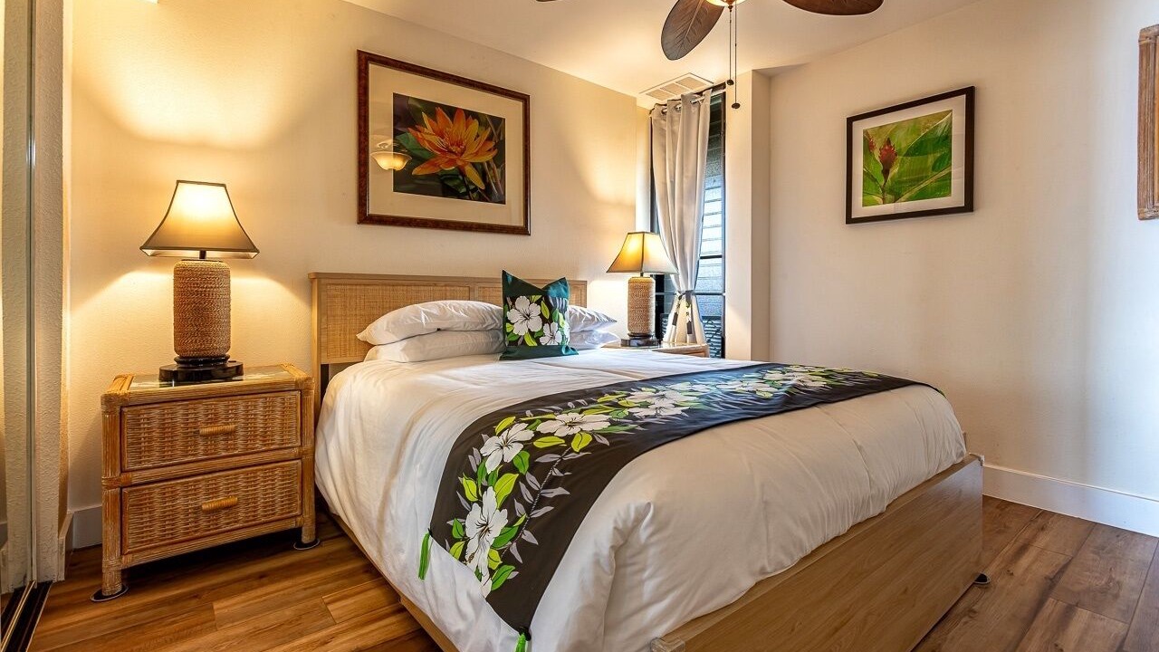 Photo of Bedroom in Maalaea