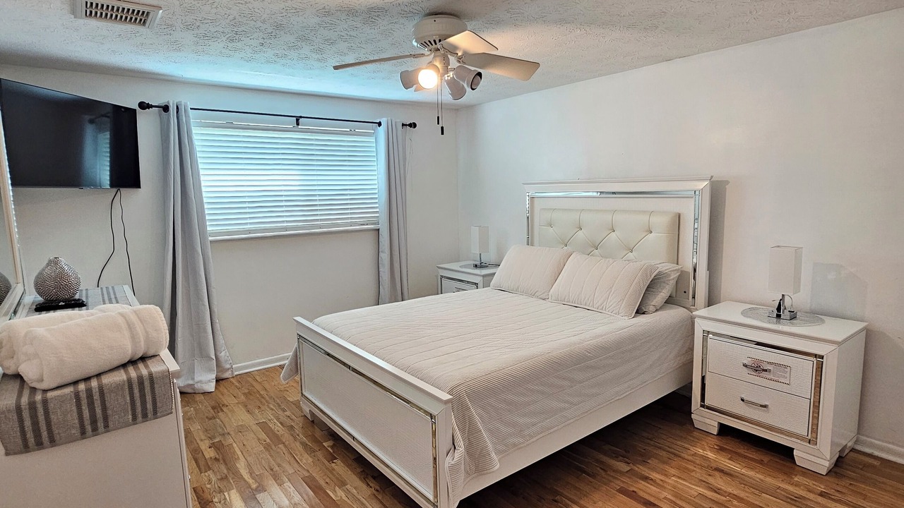 Photo of Bedroom in Sunbeam