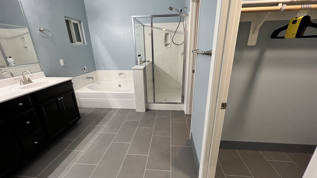 Photo of Bathroom in Enterprise