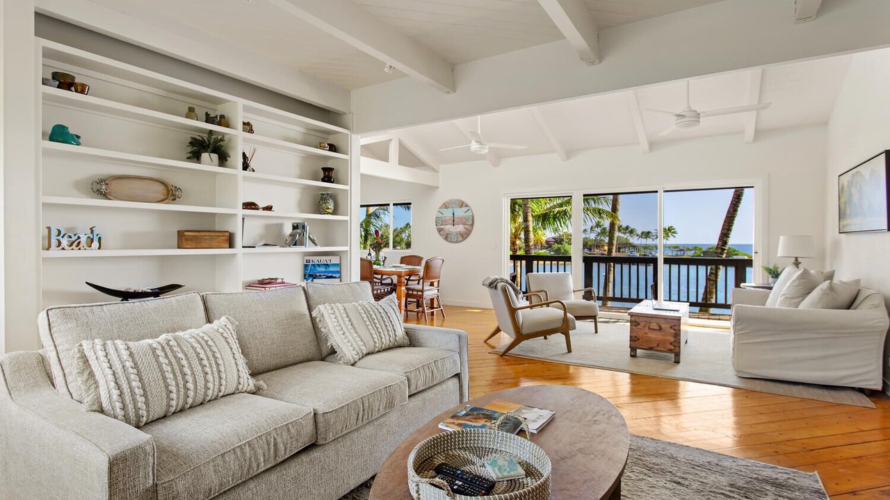 Photo of Livingroom in Poipu