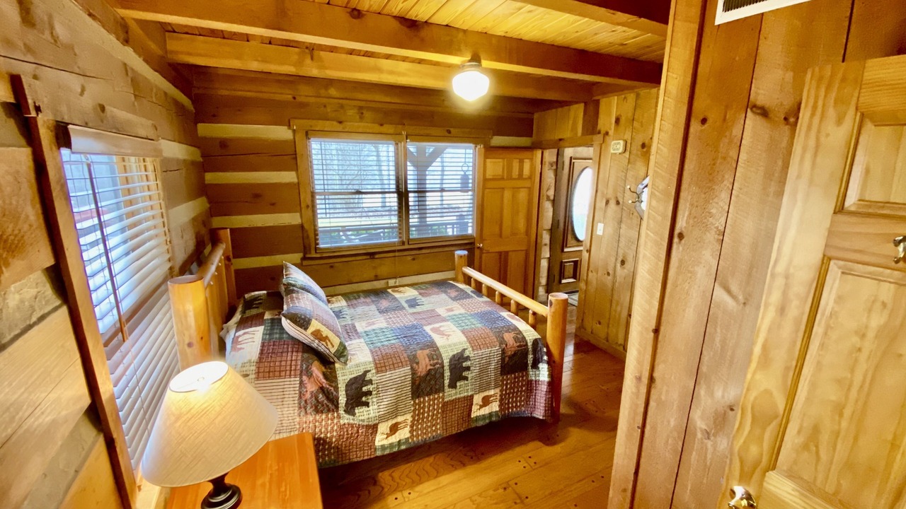 Photo of Bedroom in Townsend