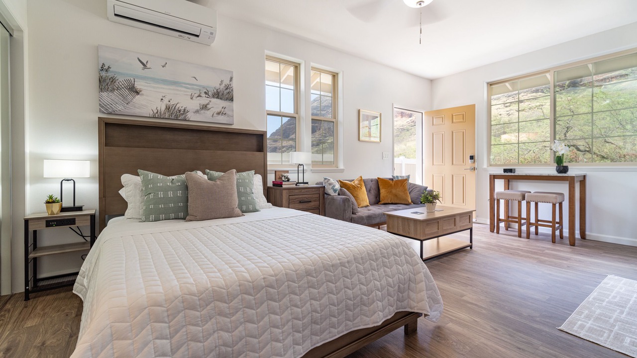 Photo of Bedroom in Makaha Valley