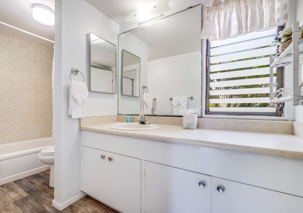Photo of Bathroom in Kaunakakai