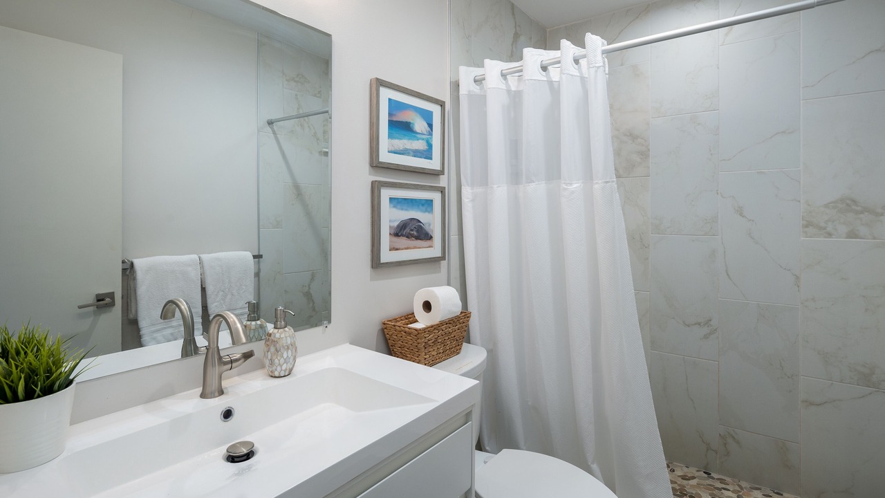 Photo of Bathroom in Kahuku