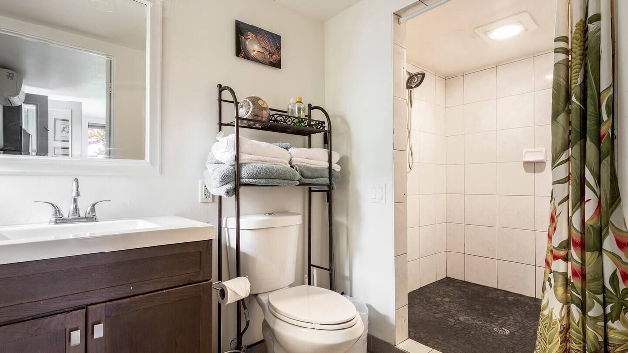 Photo of Bathroom in Kona Palisades