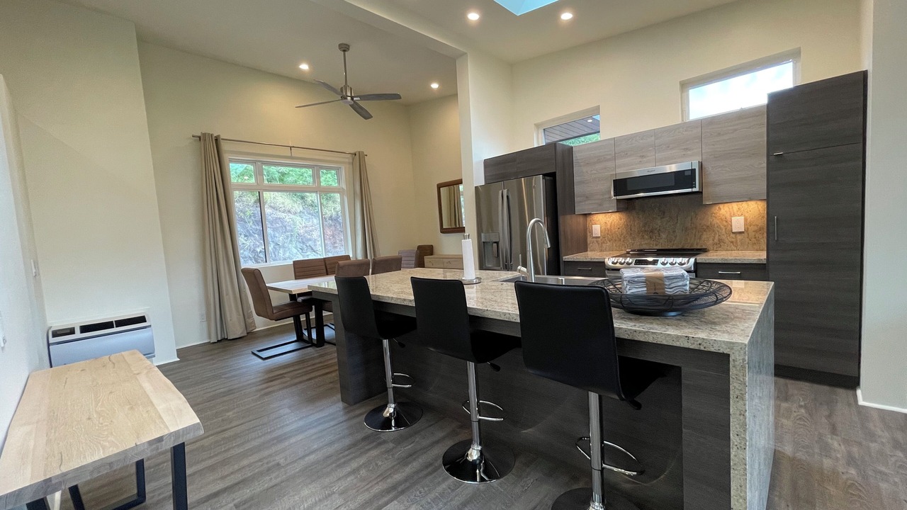 Photo of Kitchen in Moanalua