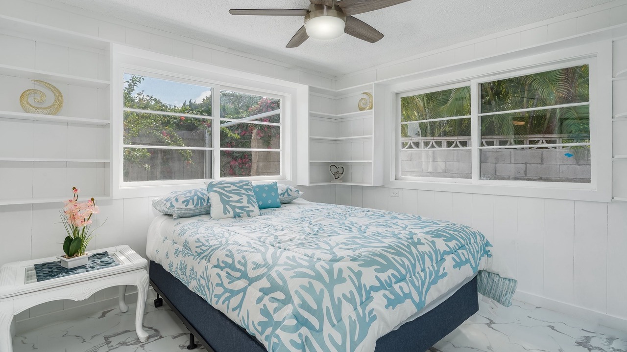 Photo of Bedroom in Lanikai