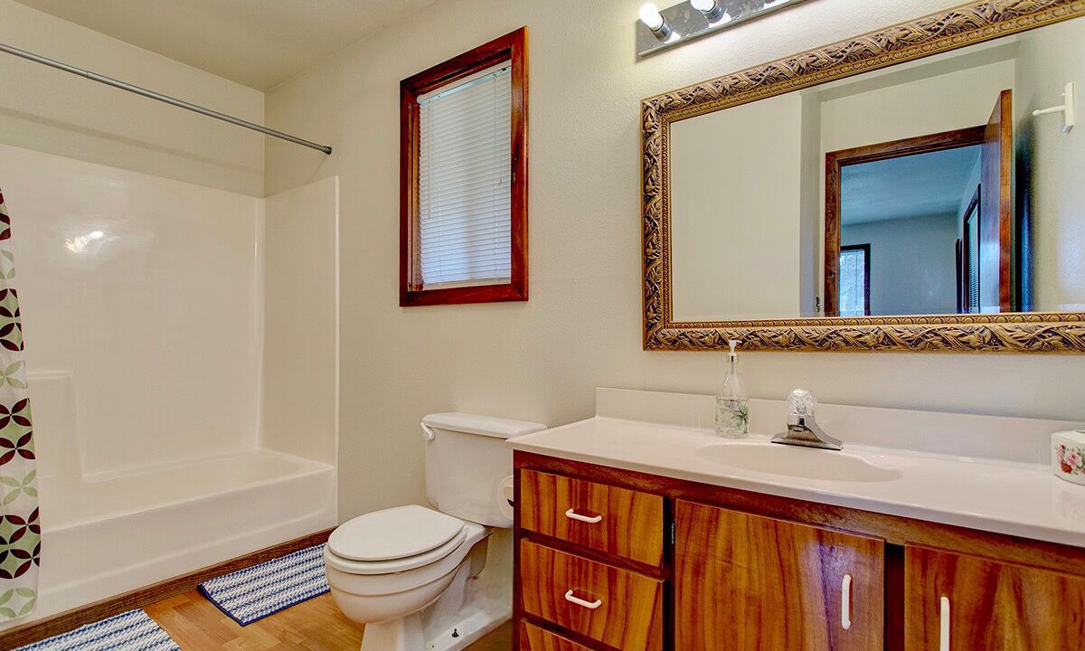 Photo of Bathroom in Volcano