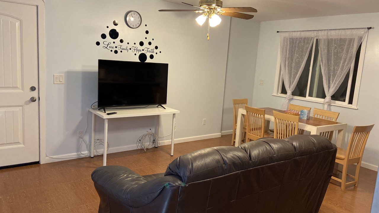 Photo of Livingroom in Liliha - Kapalama