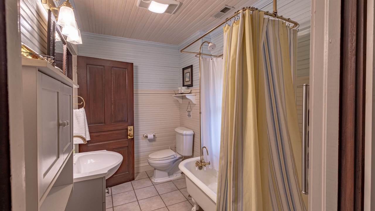 Photo of Bathroom in Mars Hill