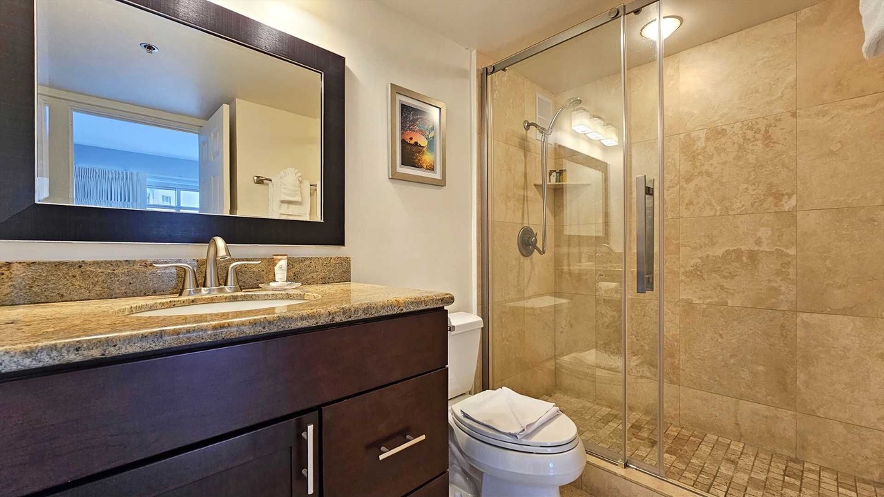 Photo of Bathroom in Waikiki