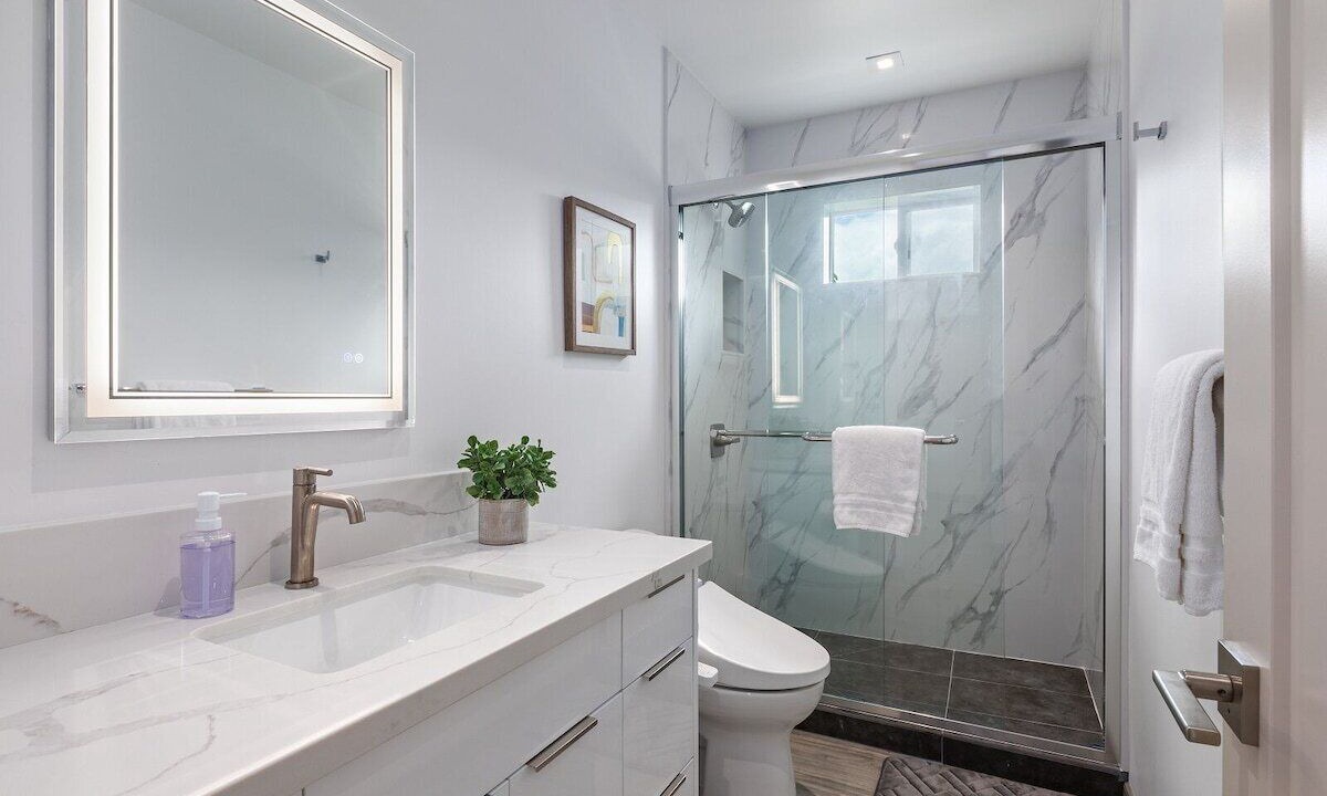 Photo of Bathroom in Portlock