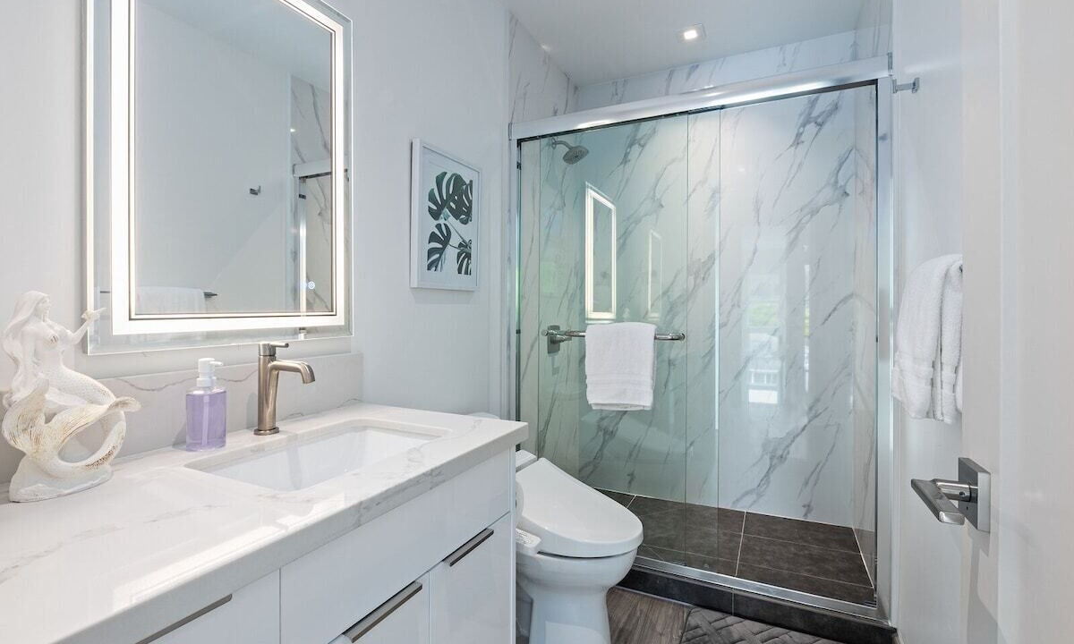 Photo of Bathroom in Portlock