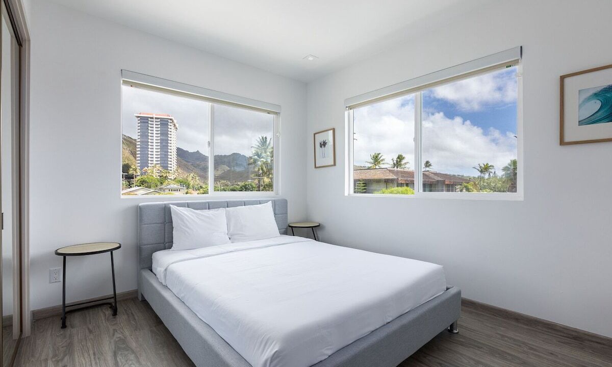 Photo of Bedroom in Portlock