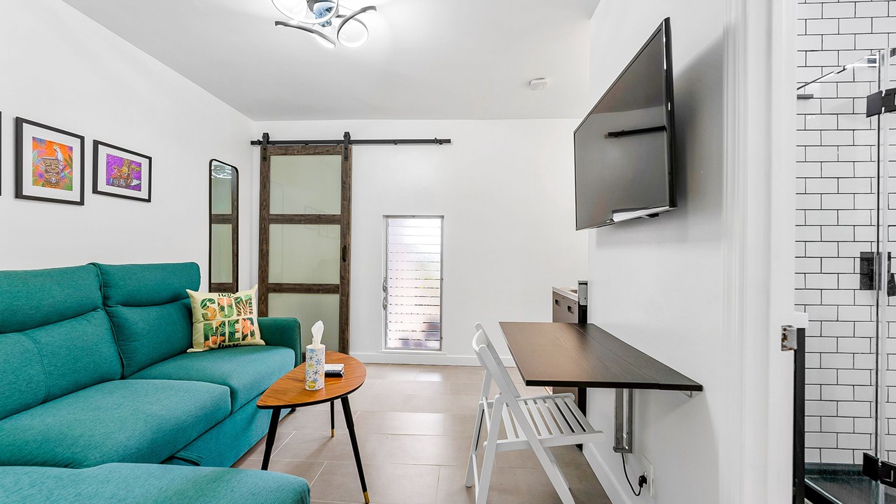 Photo of Livingroom in Hawaii Kai