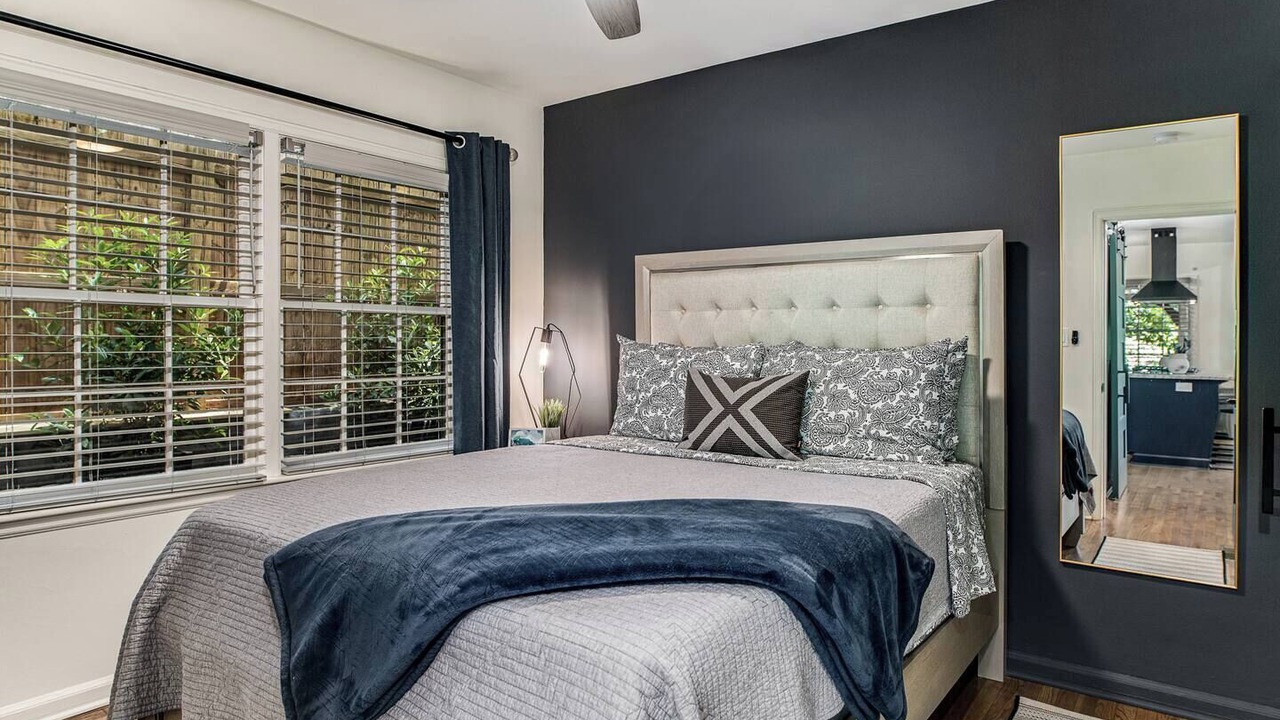 Photo of Bedroom in Piedmont Heights