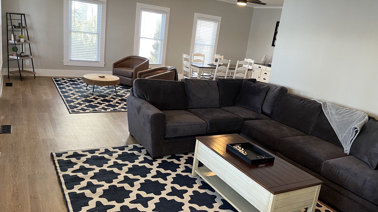Photo of Livingroom in Perry