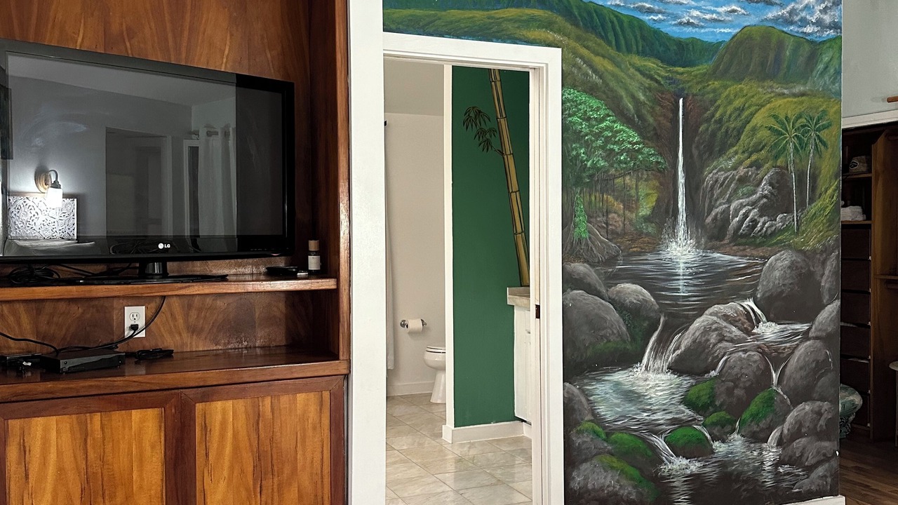 Photo of Bedroom in Eastern Honolulu