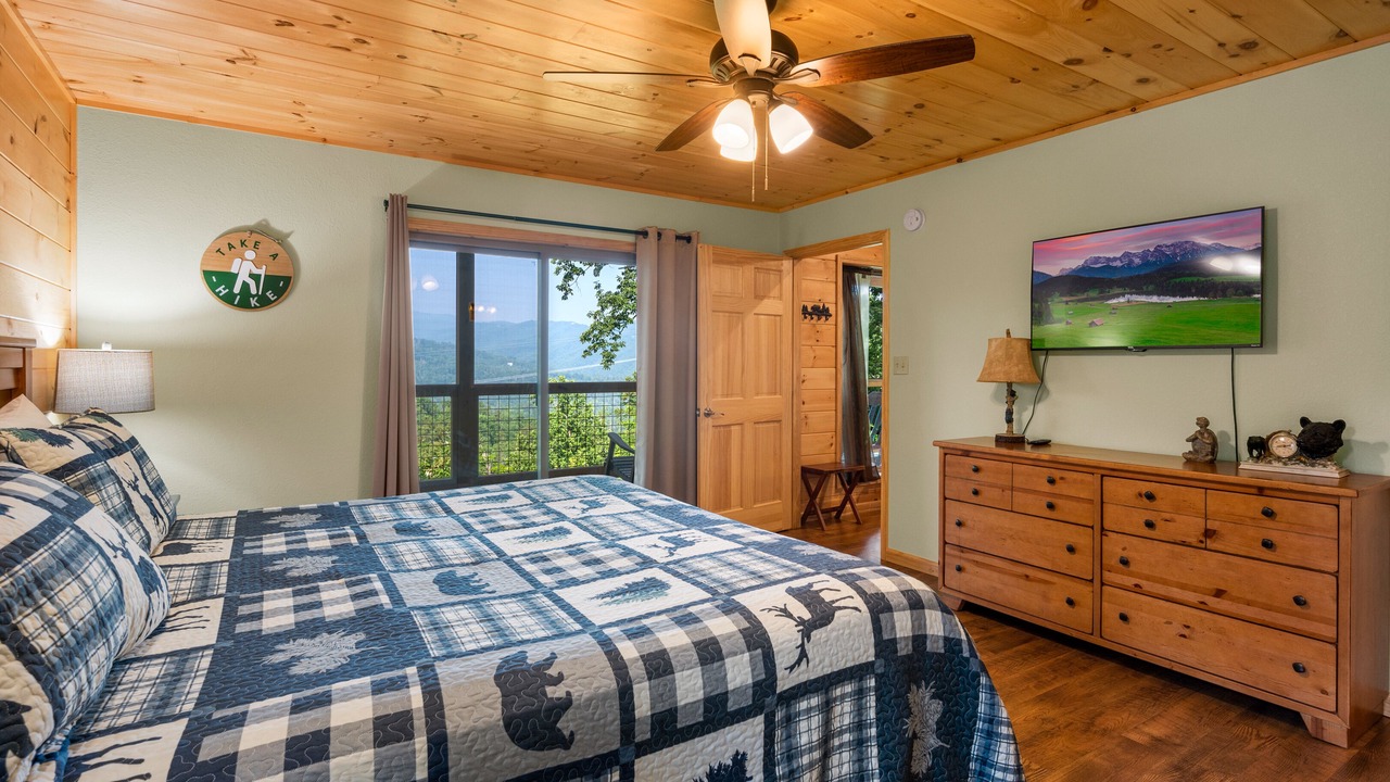 Photo of Bedroom in Gatlinburg
