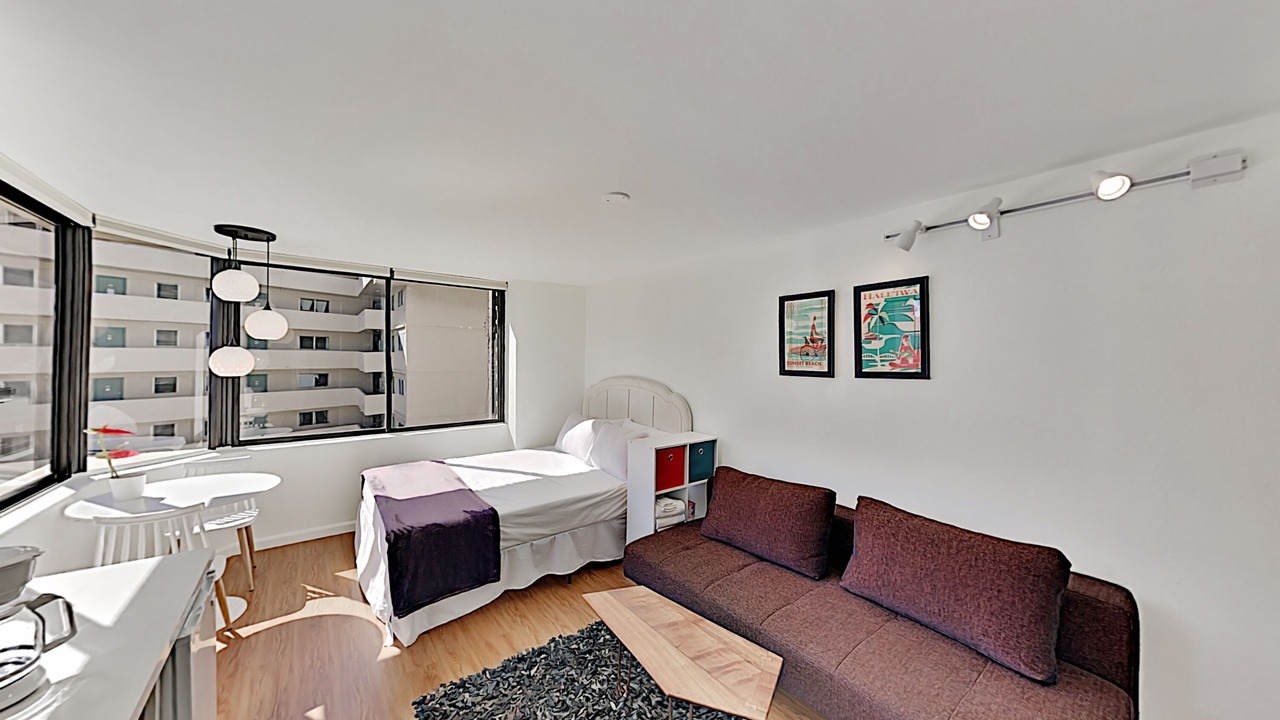 Photo of Livingroom in McCully - Moiliili