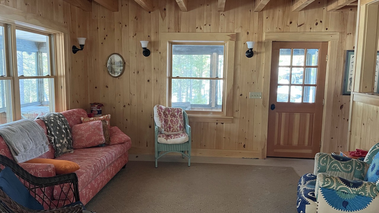 Photo of Livingroom in Medford