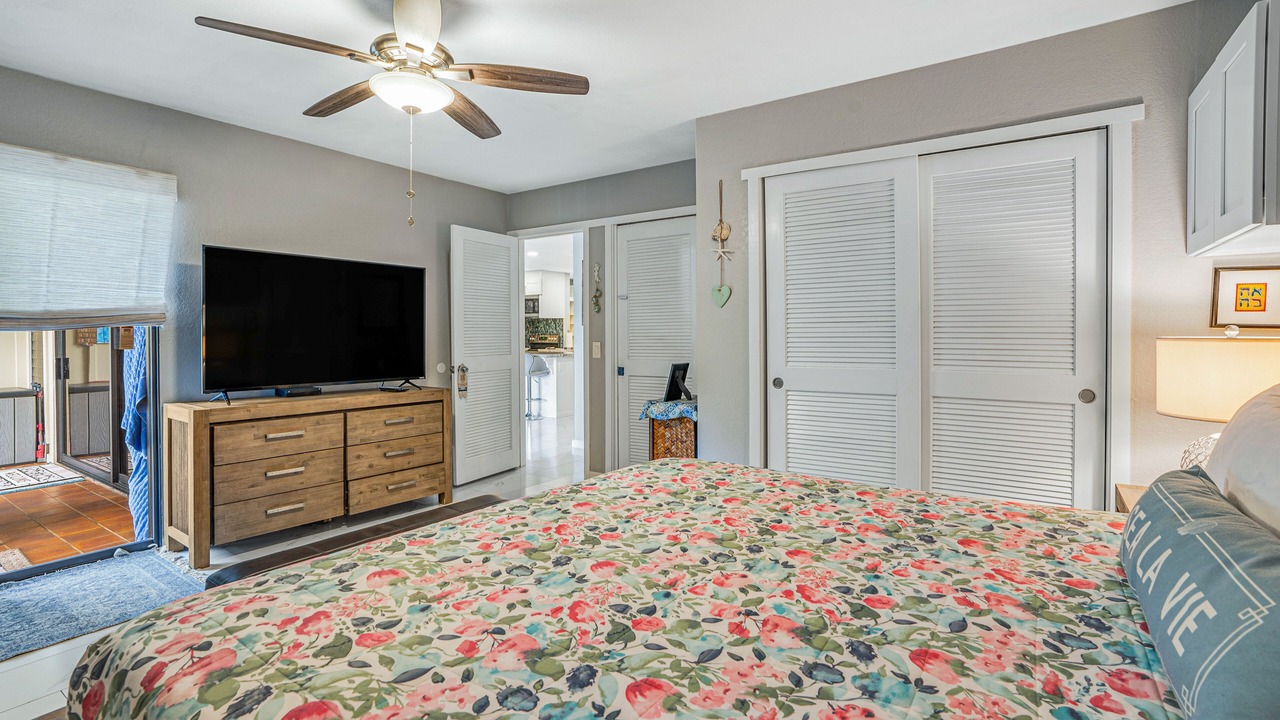 Photo of Bedroom in Poipu