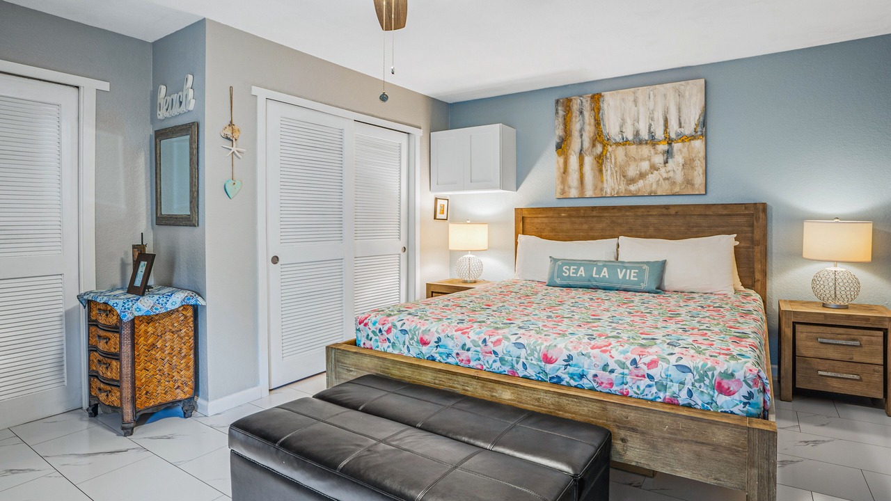 Photo of Bedroom in Poipu