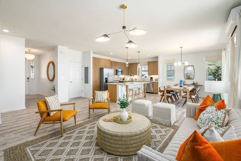 Photo of Livingroom in Makaha Valley