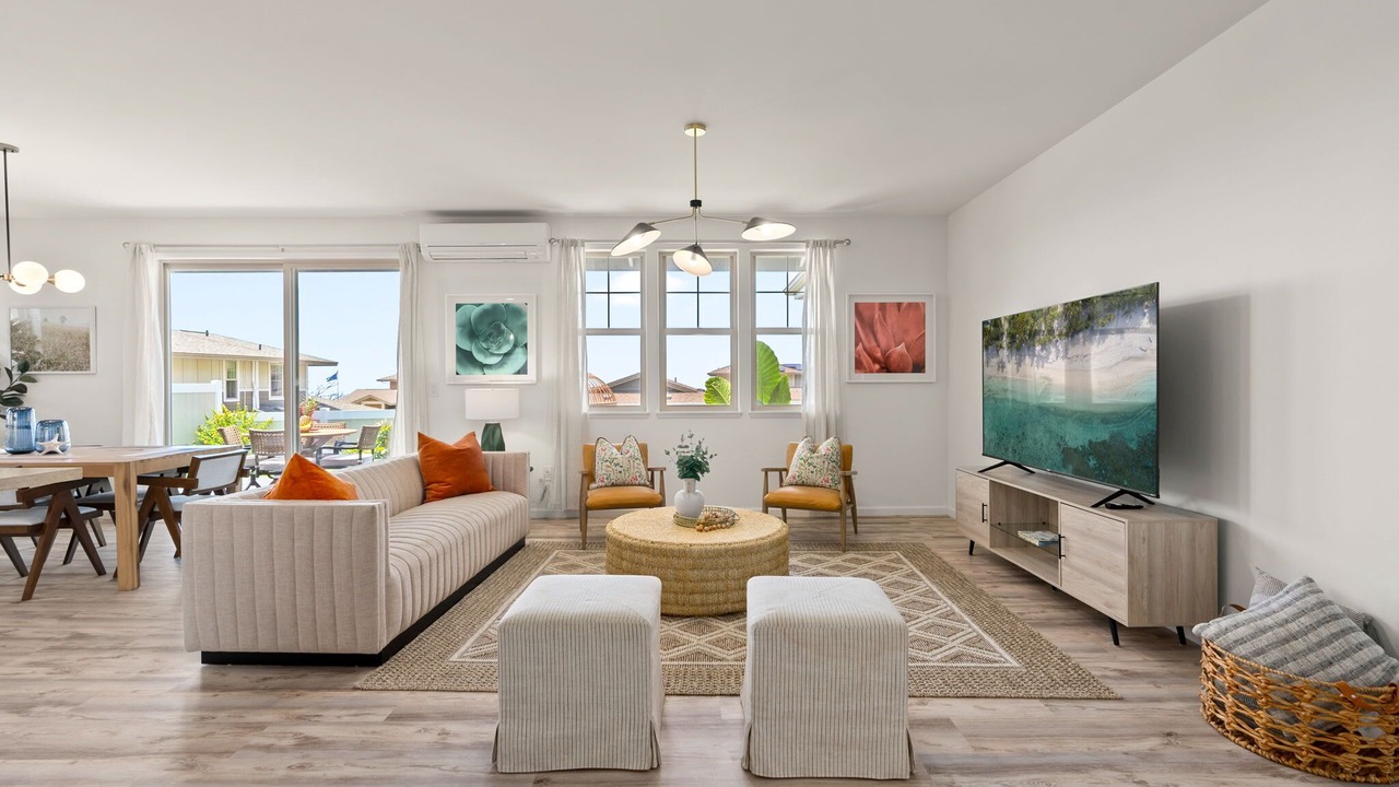 Photo of Livingroom in Makaha Valley