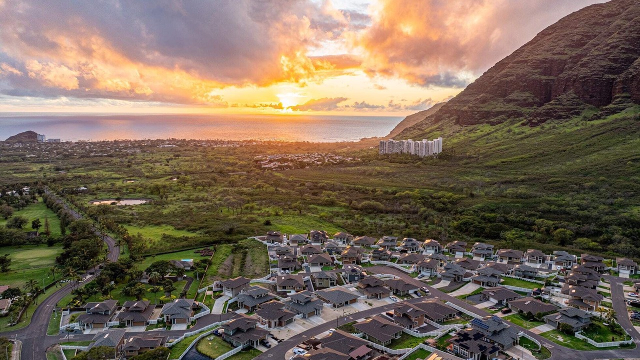 Photo of Outdoor in Makaha Valley