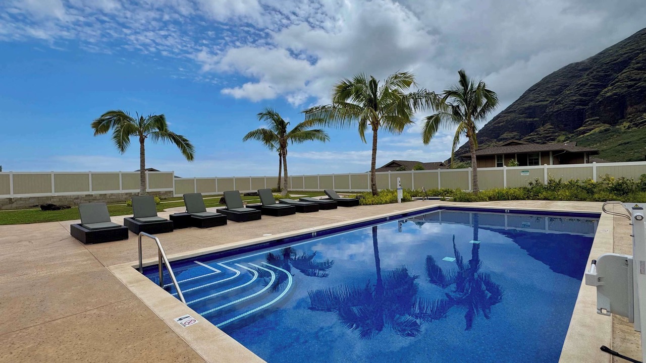 Photo of Outdoor in Makaha Valley