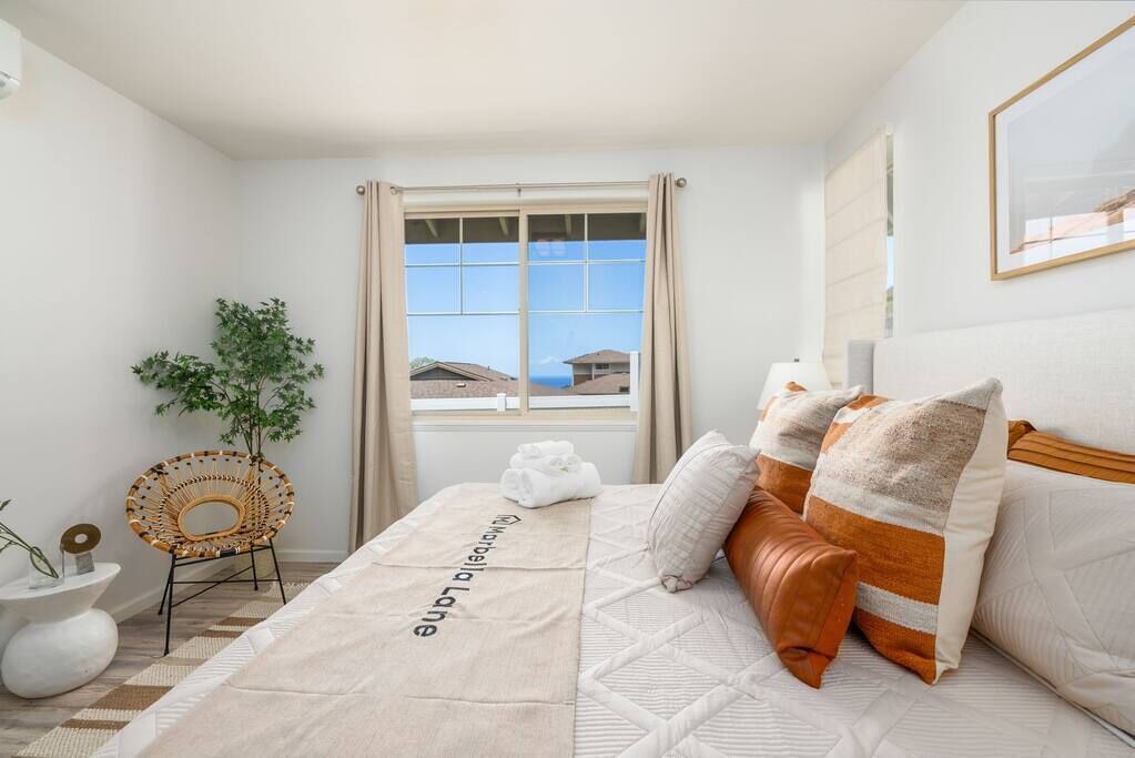 Photo of Bedroom in Makaha Valley