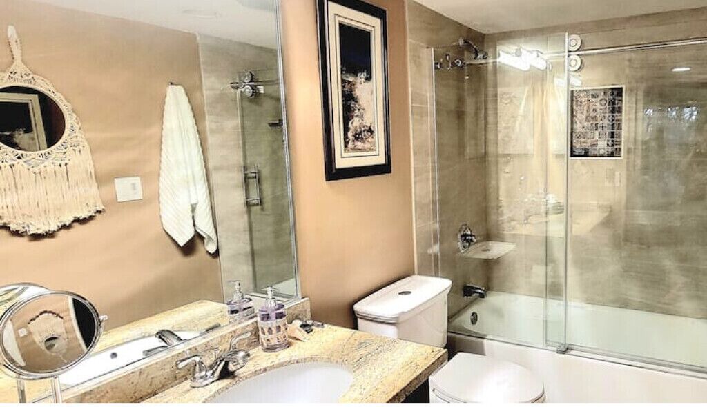 Photo of Bathroom in Kihei