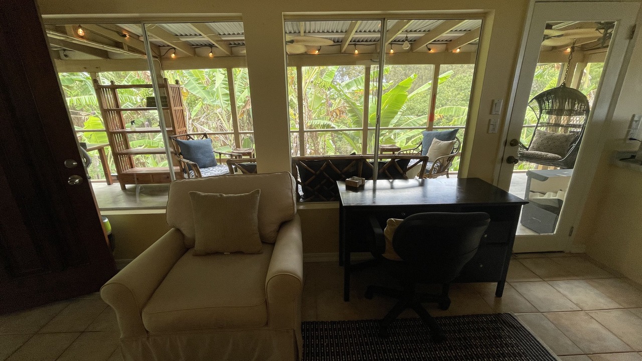 Photo of Livingroom in Kapaau