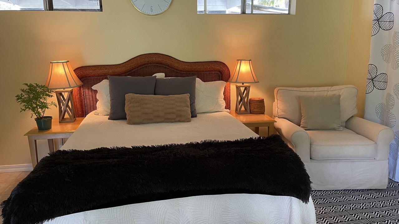 Photo of Bedroom in Kapaau