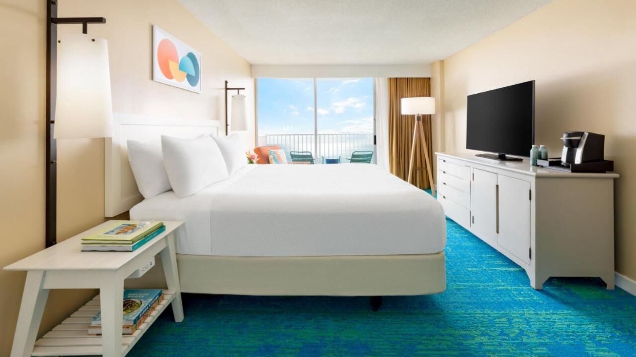 Photo of Bedroom in Waikiki
