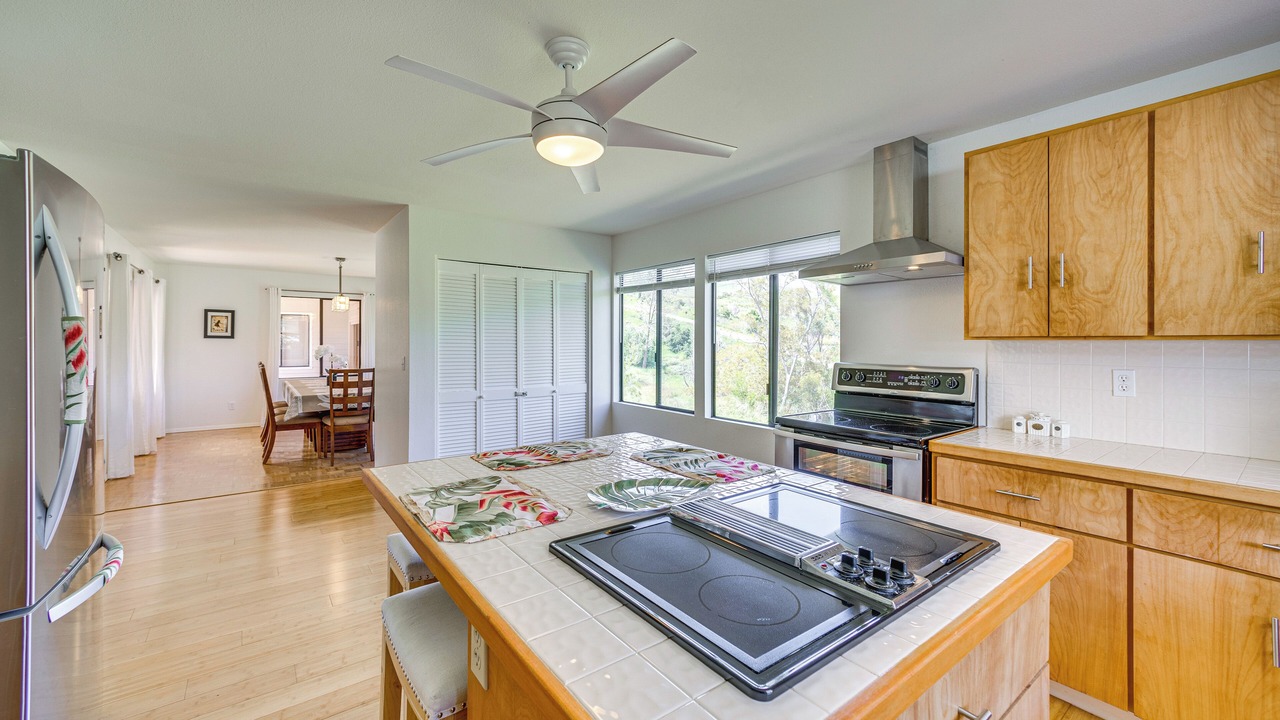 Photo of Kitchen in Kamuela