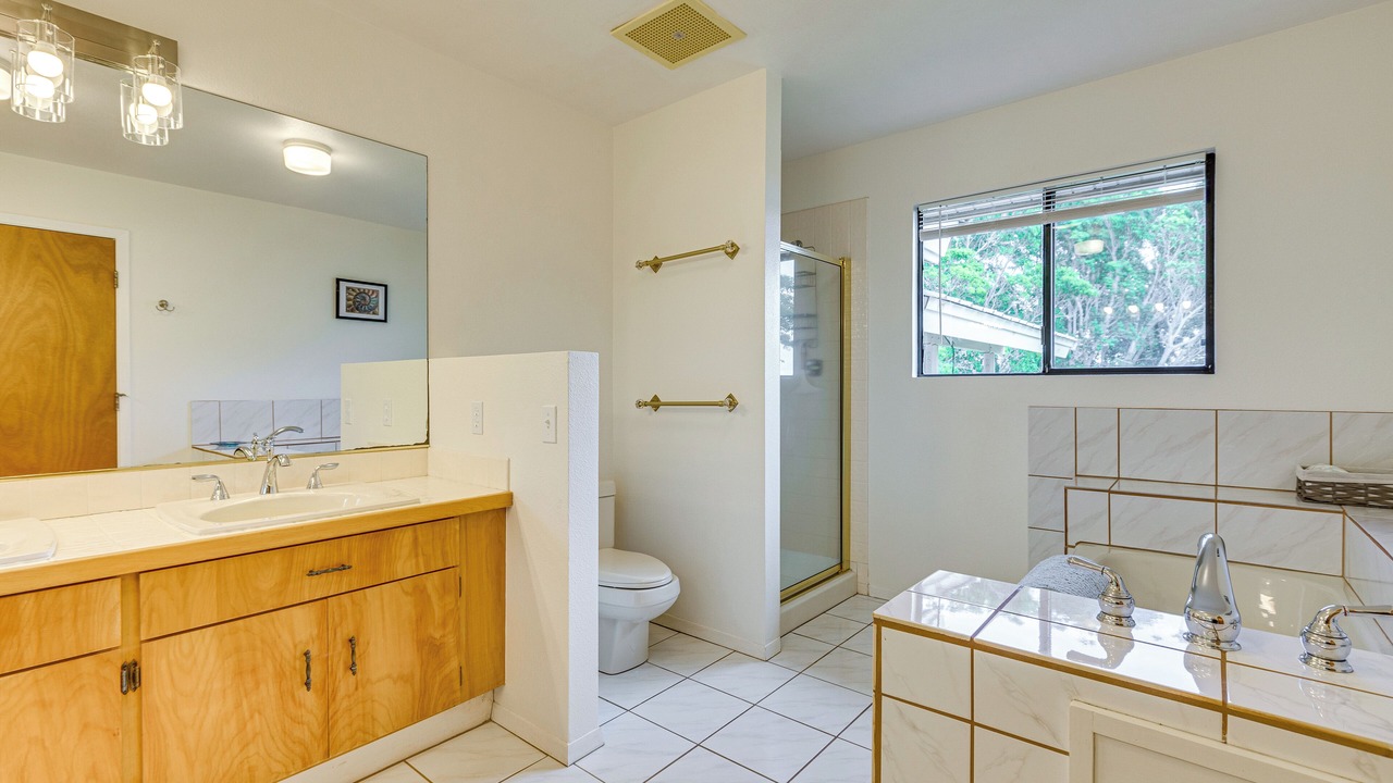 Photo of Bathroom in Kamuela