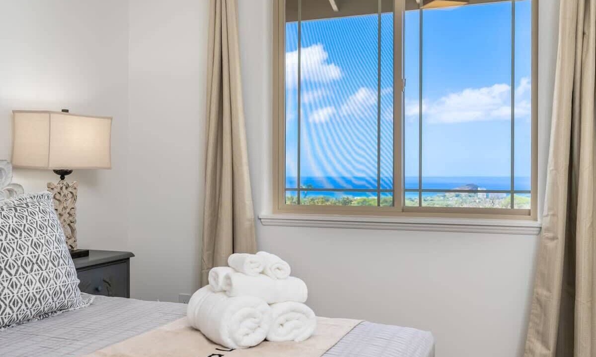 Photo of Bedroom in Makaha Valley