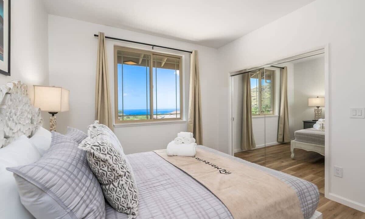 Photo of Bedroom in Makaha Valley