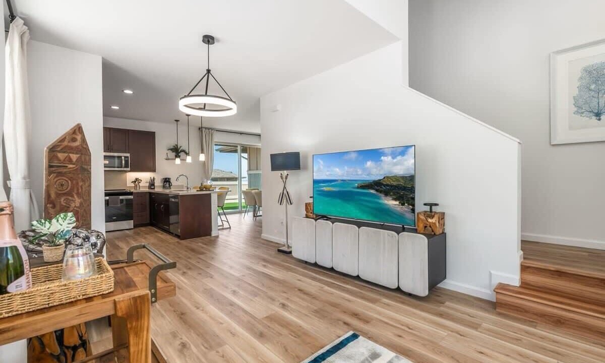 Photo of Livingroom in Makaha Valley
