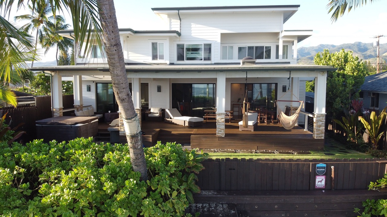 Photo of Patio Balcony in Mokuleia