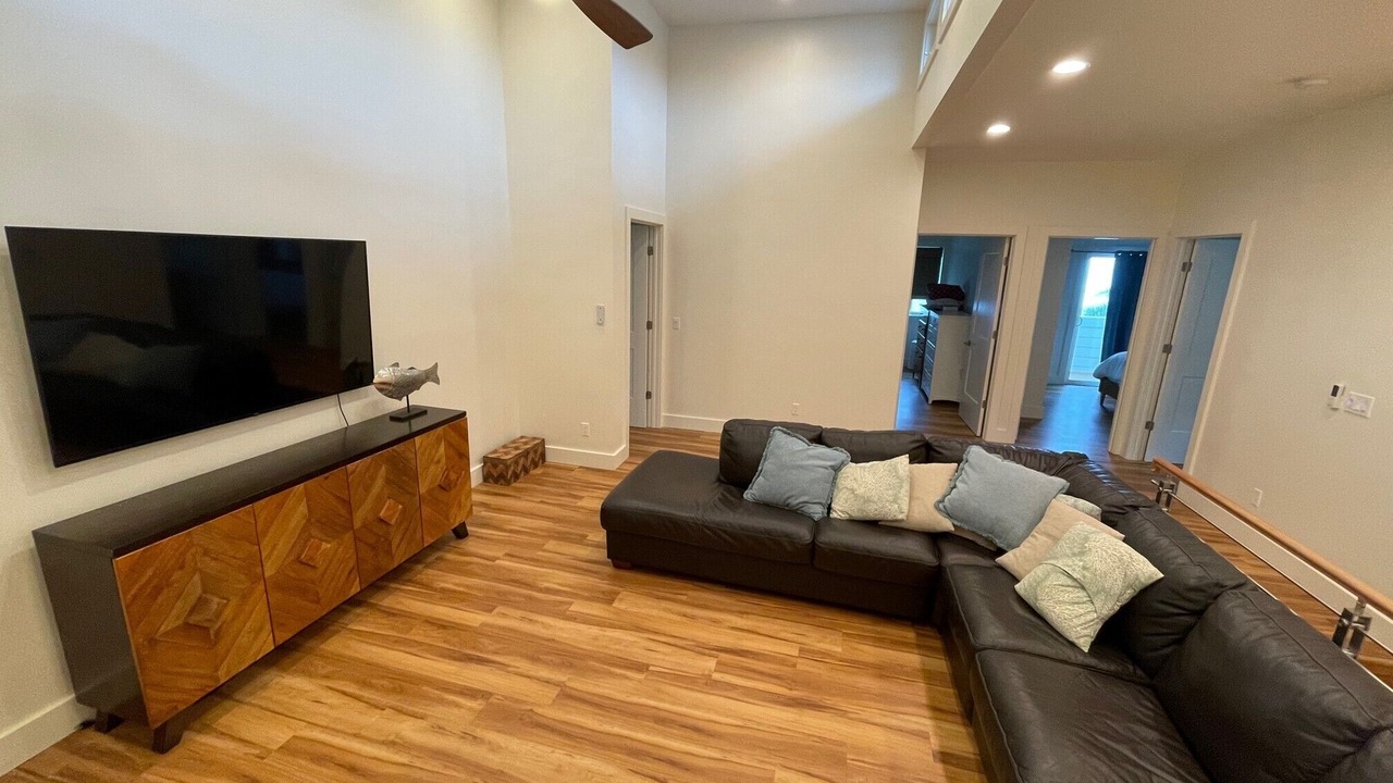 Photo of Livingroom in Mokuleia