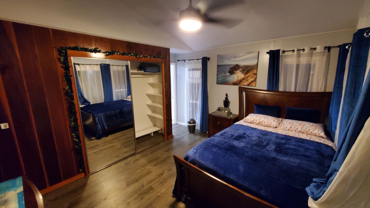 Photo of Bedroom in Waialua