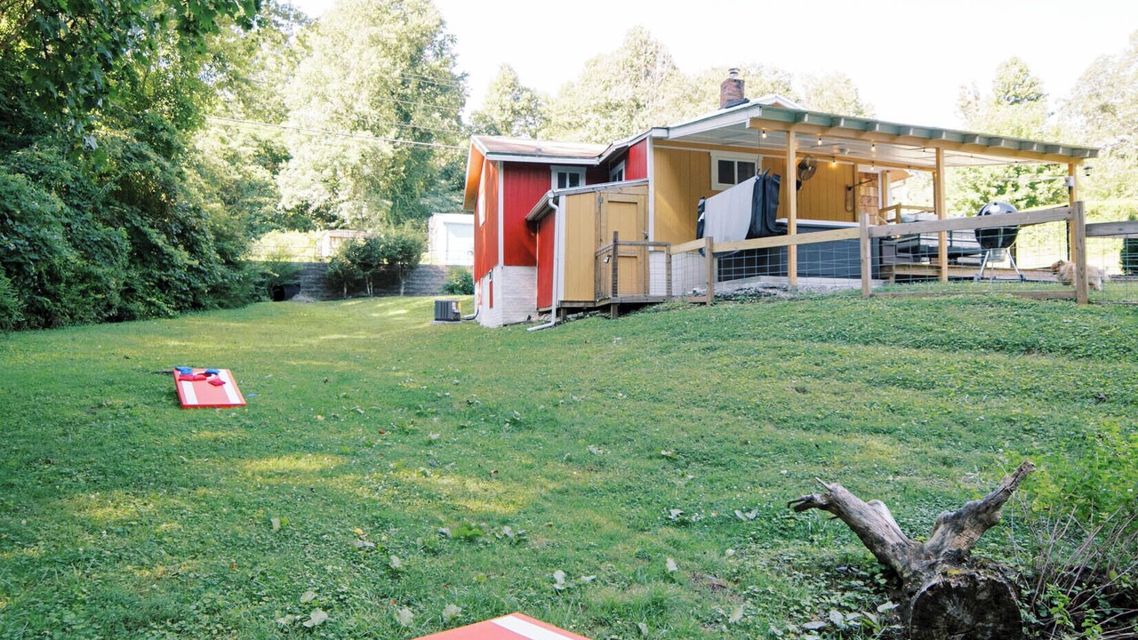 Photo of Outdoor in Black Mountain